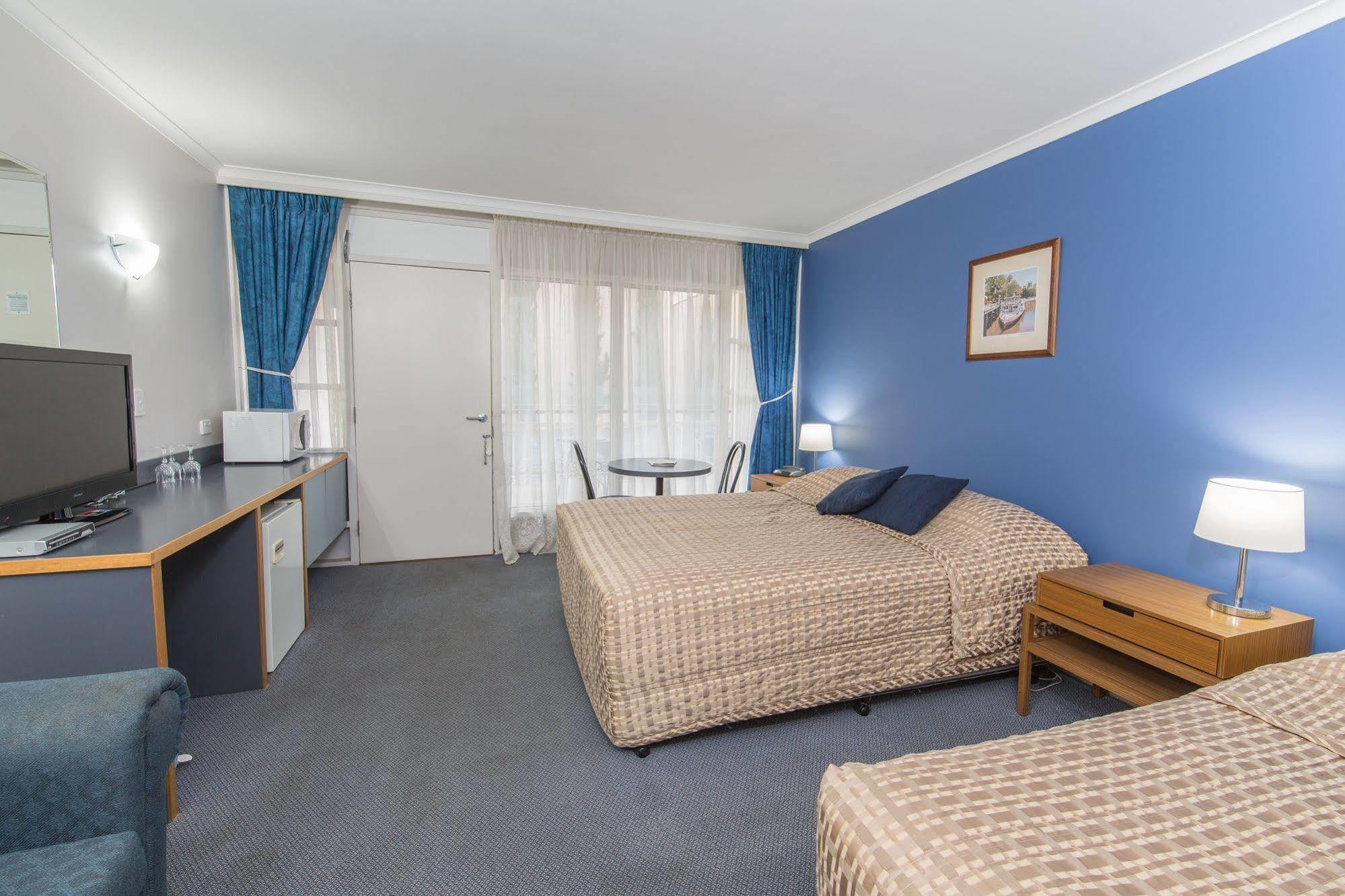 The River Boat Hotel - Echuca Bagian luar foto