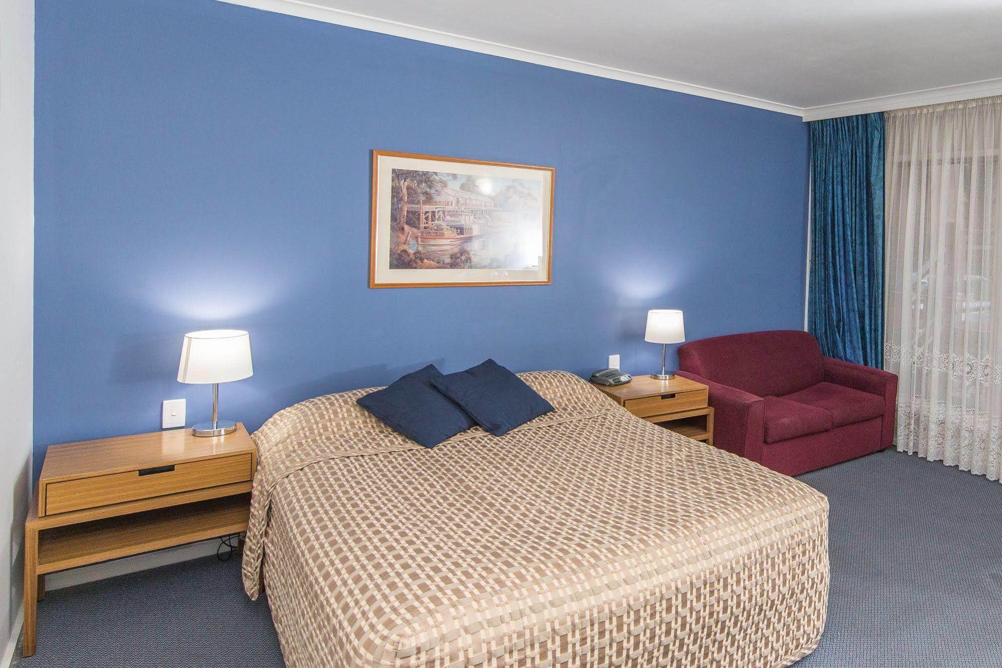 The River Boat Hotel - Echuca Bagian luar foto