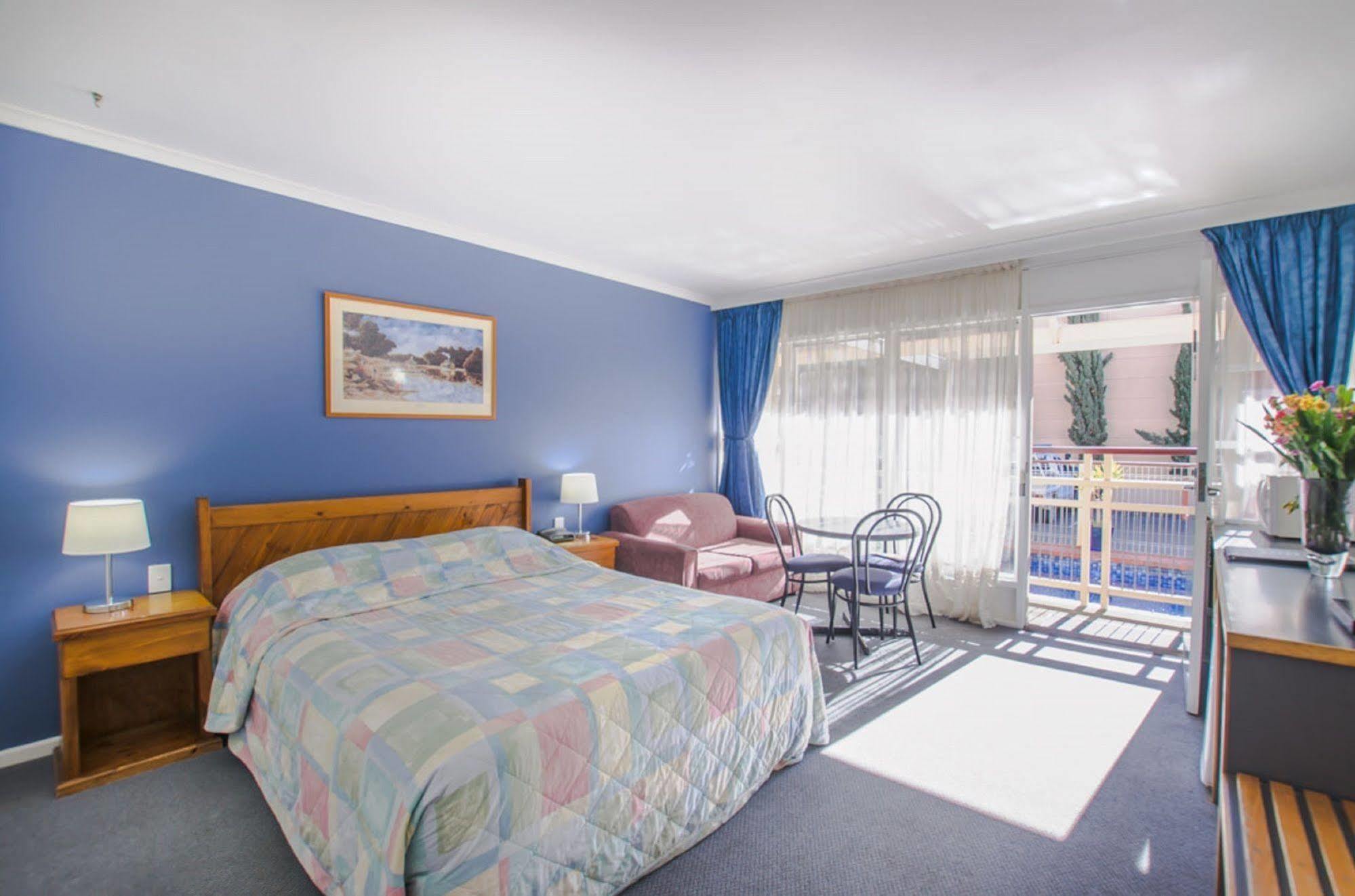 The River Boat Hotel - Echuca Bagian luar foto